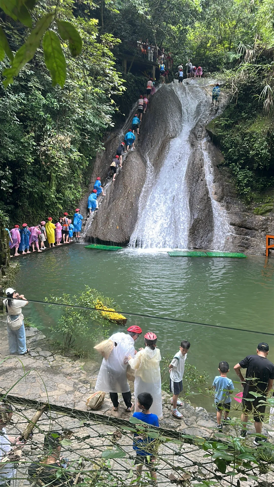 Gudong Waterfall
