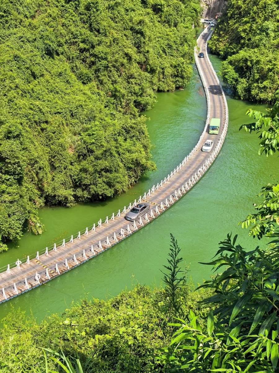 Shiziguan Scenic Area (Lion Pass)