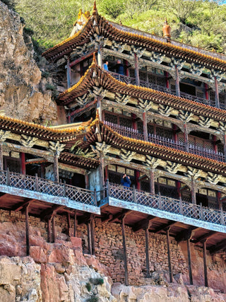 Datong Small-Group Day Tour: Yungang Grottoes and Hanging Temple