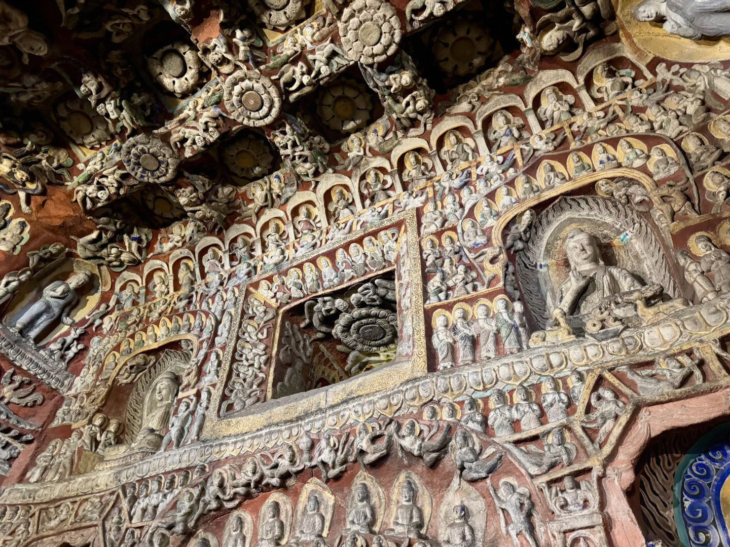 Datong Small-Group Day Tour: Yungang Grottoes and Hanging Temple
